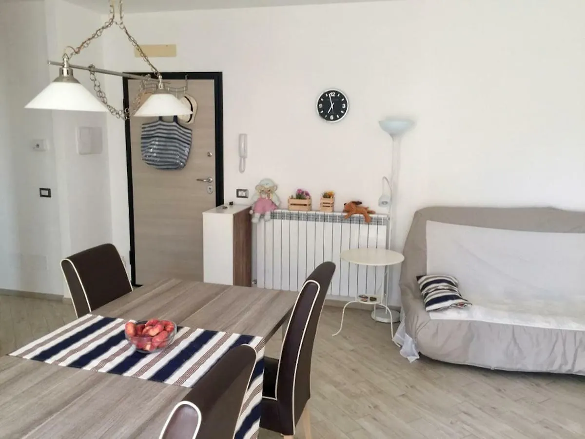 Sunset House Apartment Fiumicino 0*,